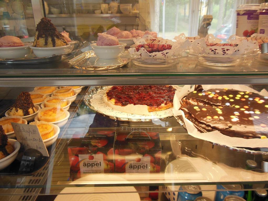 Hotel & Cafe Lanterna Nauvo Bagian luar foto